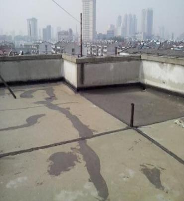互助漏水维修 楼顶漏水是什么原因，楼顶漏水维修方法是什么?